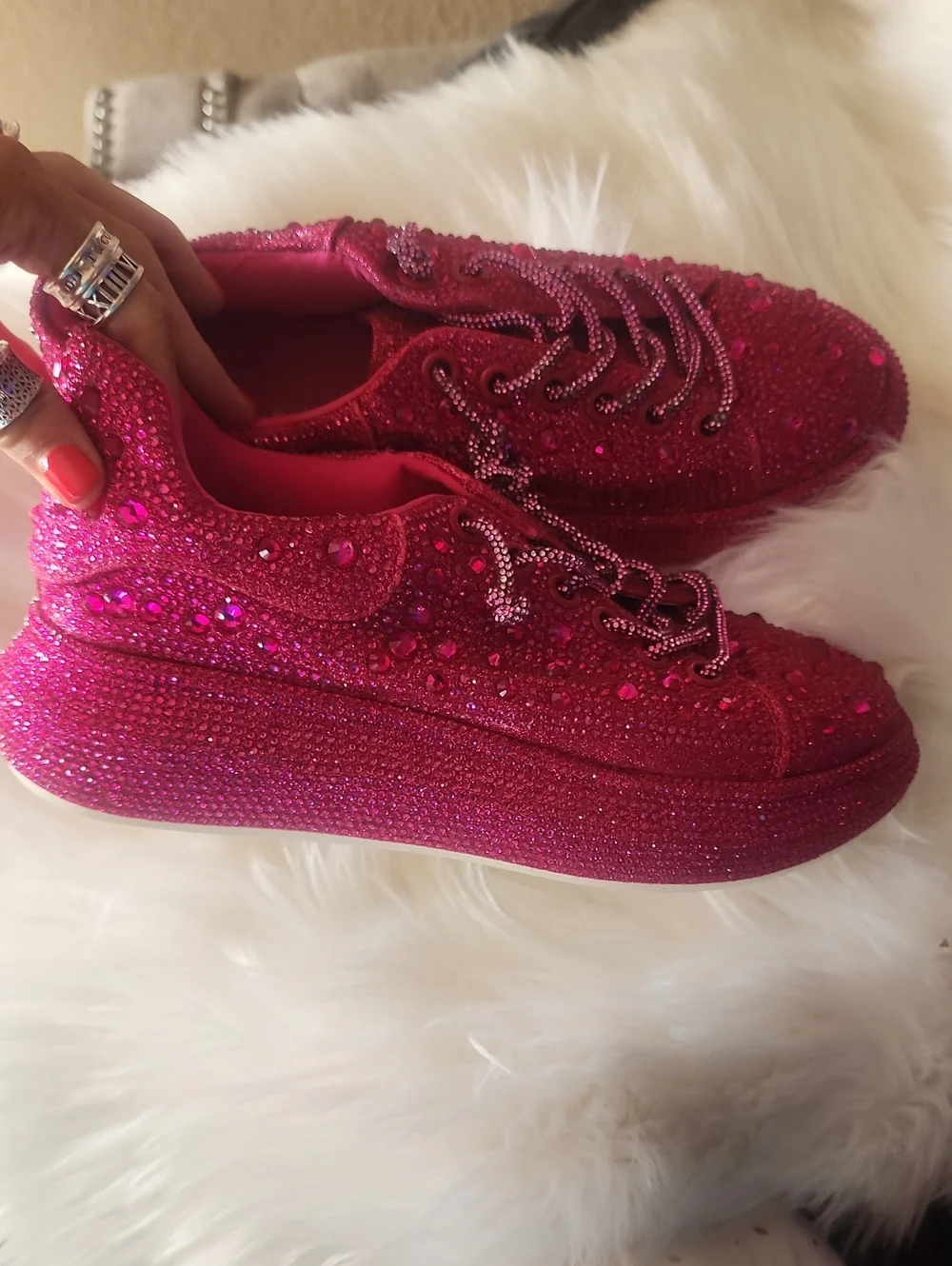 ♥️BRAND NEW AZALEA WANG Sparkling Fuchsia Platform Sneakers!!!